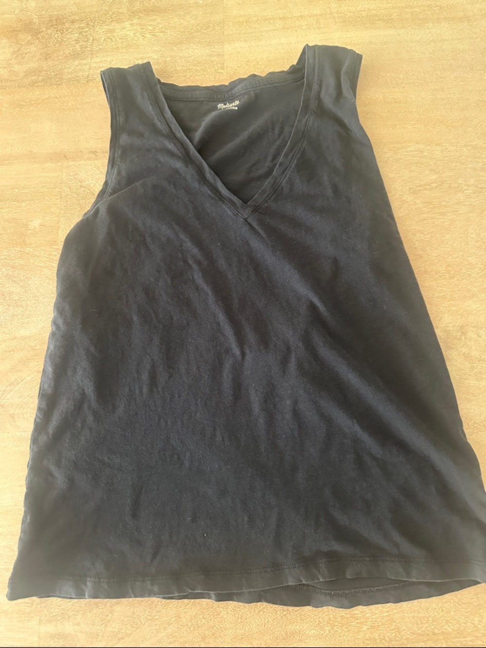 Madewell Black V-Neck Sleeveless Tank Top
